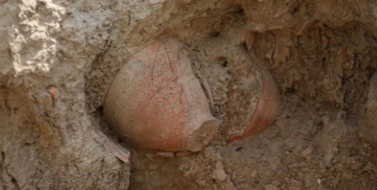 Descubren granadas de mano usadas durante las Cruzadas