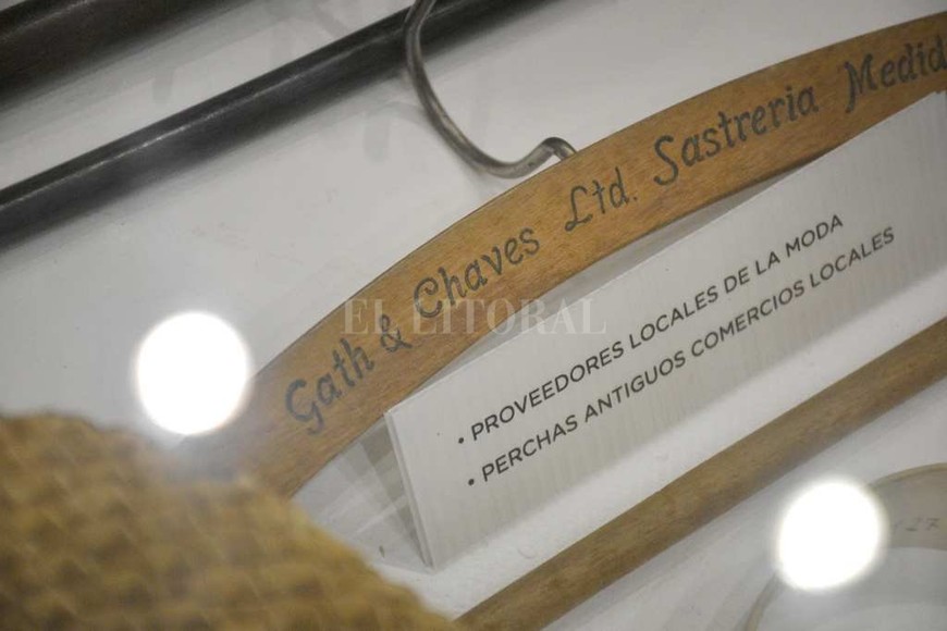 "Viste sentidos". Cómo se vestían los santafesinos entre 1880 y 1950