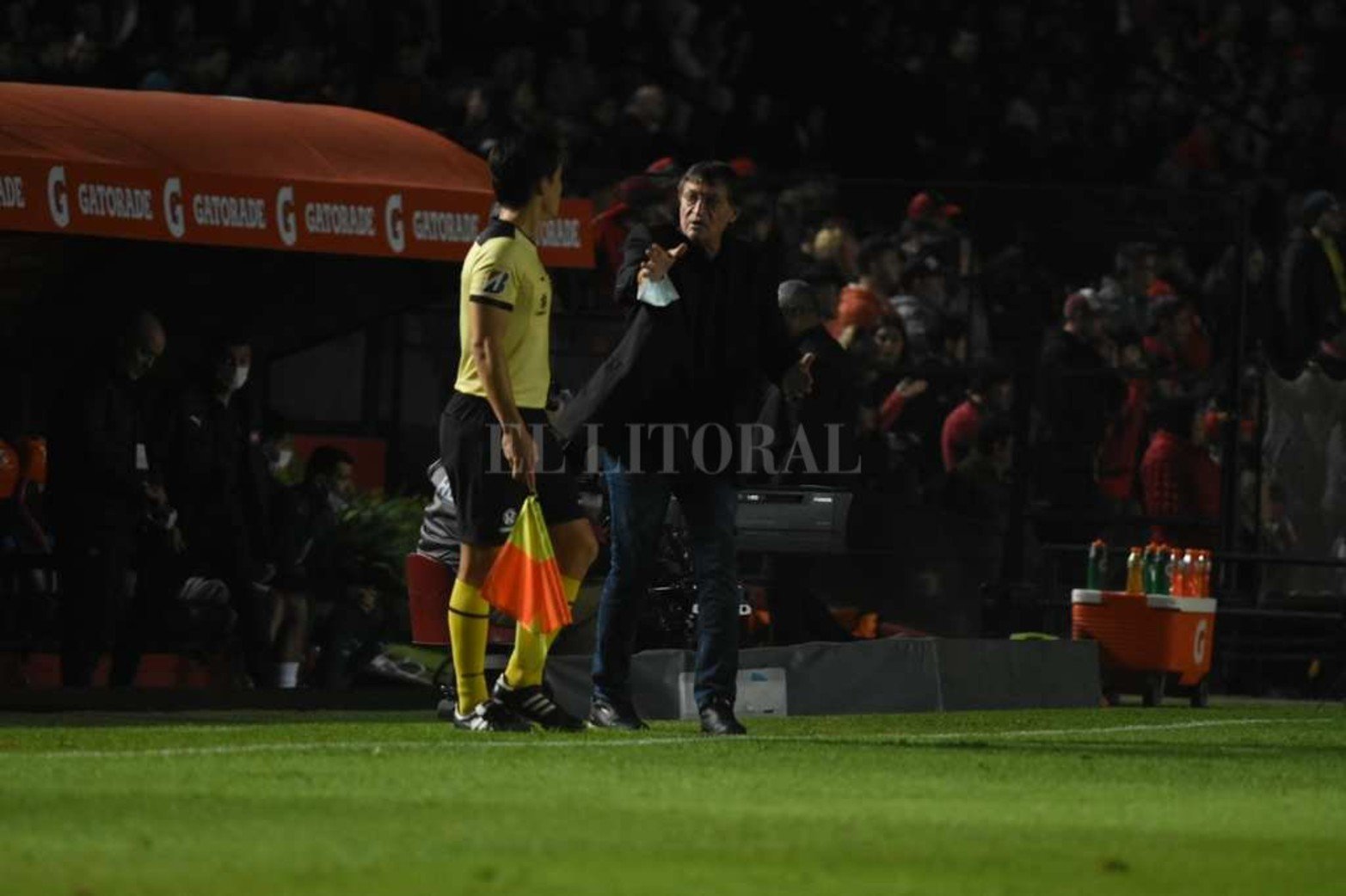 Copa Libertadores Colon - Cerro Porteño
  El primer tiempo