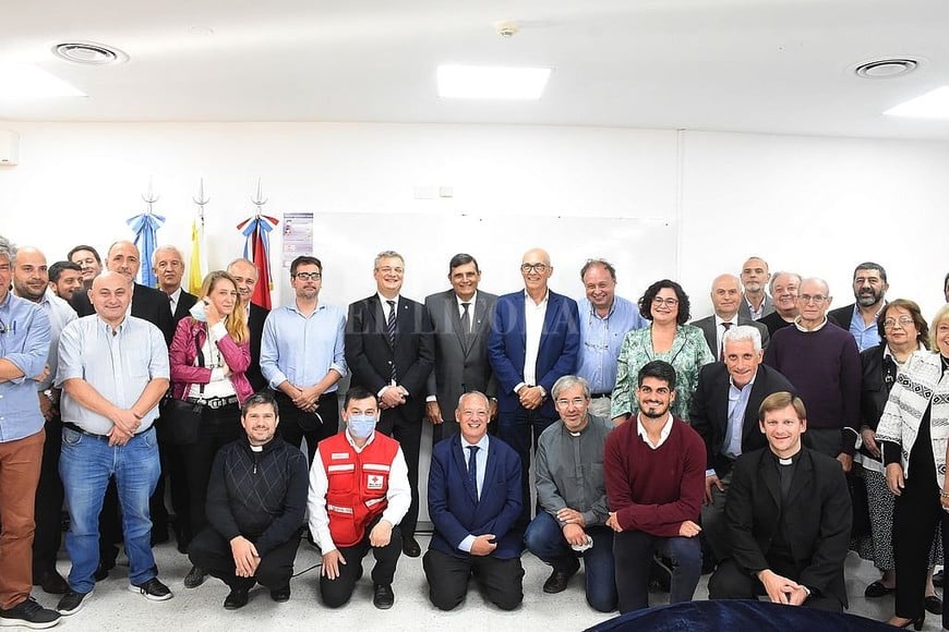 ELLITORAL_452563 |  Luis Cetraro El Pacto Educativo Local fue rubricado por múltiples instituciones educativas, sociales, económicas, productivas, públicas y privadas de la ciudad de Santa Fe.