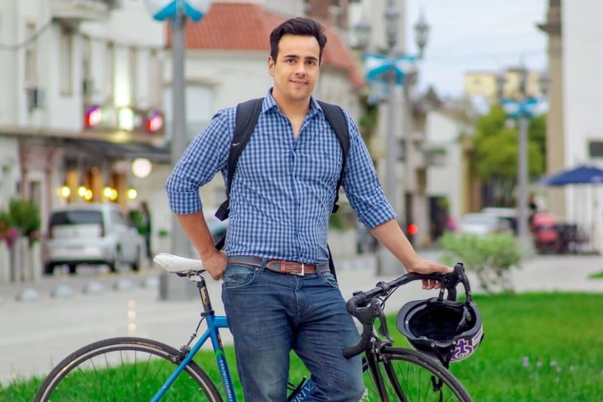 ELLITORAL_454449 |  Archivo Representante. Joaquín Azcurrain es un conocido activista del uso de la bicicleta en la ciudad y fue pre candidato a concejal.