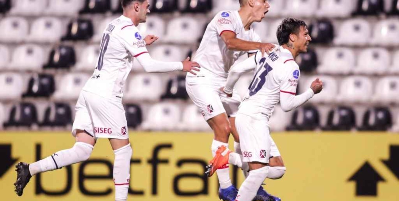 Independiente goleó por 4 a 0 a General Caballero en Paraguay  