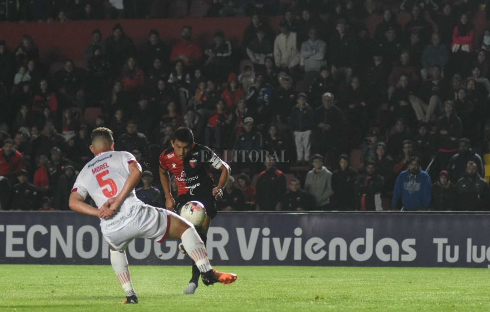 El gol de Luis Rodríguez para marcar el 2 a 1. Colón vs. Estudiantes.