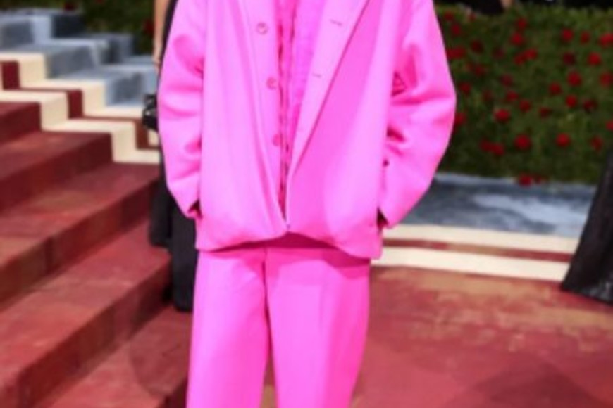 ELLITORAL_454330 |  Getty Sebastian Stan, por Valentino