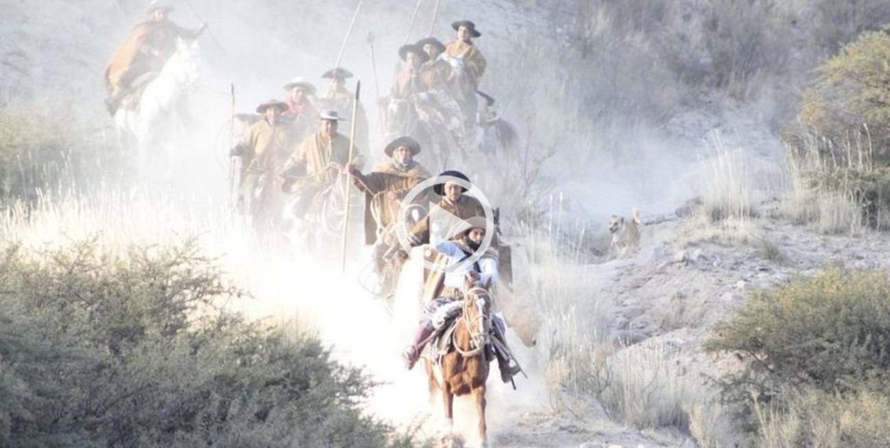 Gauchos y efectivos del Ejército Argentino recrearon la Batalla de Humahuaca