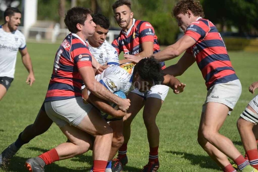 ELLITORAL_455083 |  Luis Cetraro. Universitario intentará, de visitante, mejorar el rendimiento para obtener un resultado positivo.