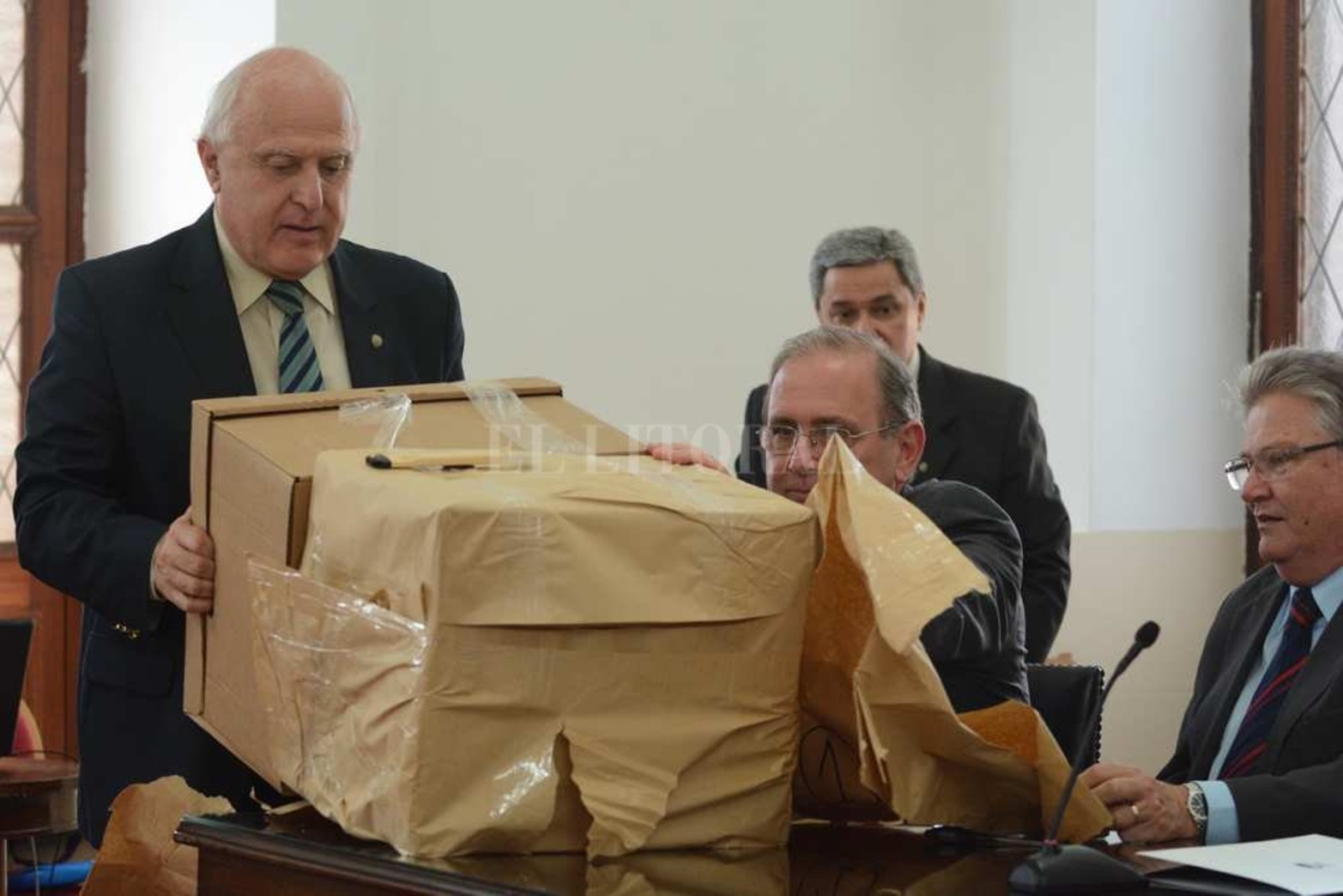 Apertura de sobres de la licitación para la construcción del Nuevo Hospital Iturraspe en septiembre de 2016.