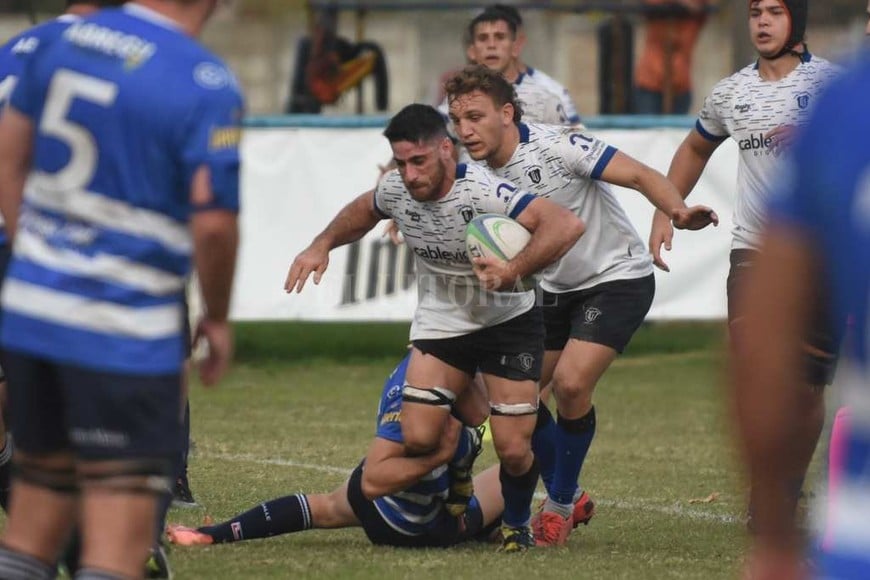 ELLITORAL_GALL_96002 |  Luis Cetraro Por el Torneo Regional de Litoral de Rugby, La Salle le ganó 25 a 19 a Universitario.