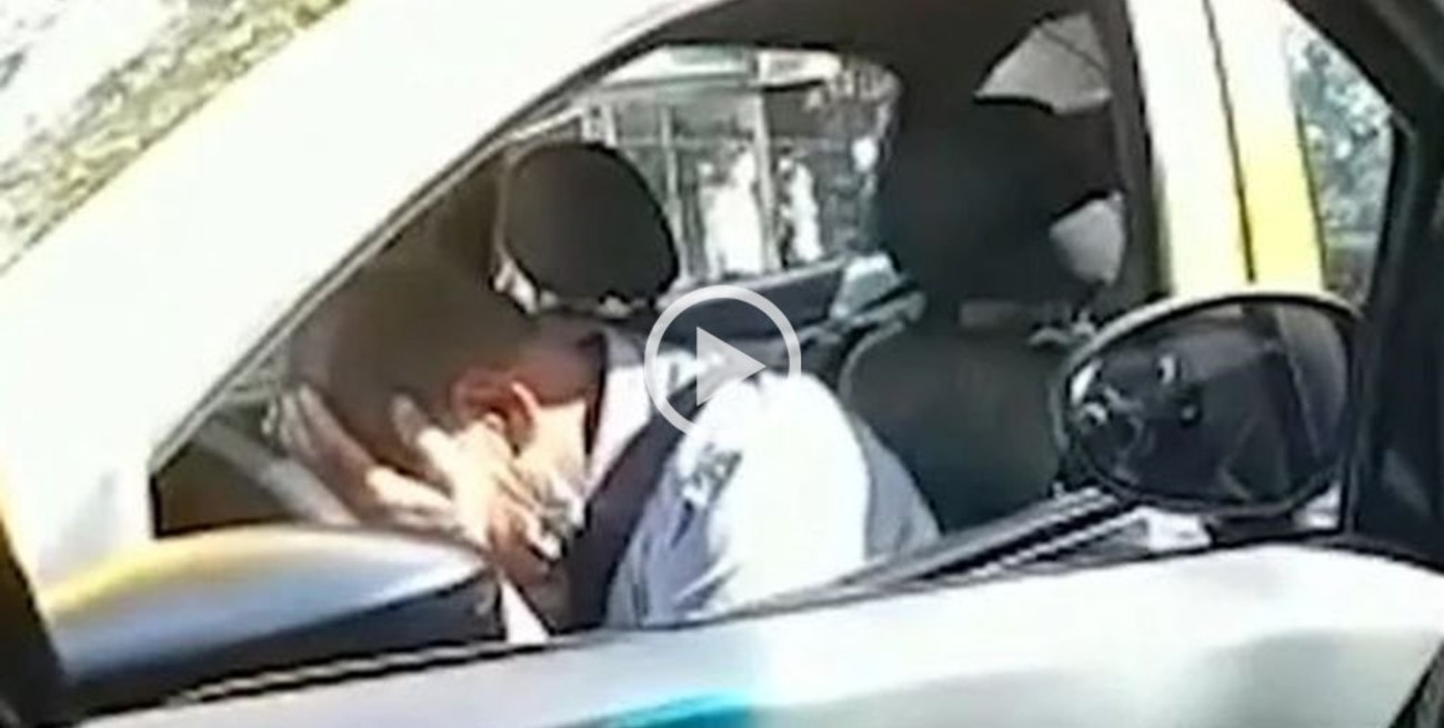 Video: la reacción del taxista luego de atropellar a las turistas francesas