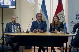 ELLITORAL_456395 |  Gentileza Los diputados Martínez y Cattalini encabezaron la audiencia de ayer en la delegación Rosario de la Cámara Baja.