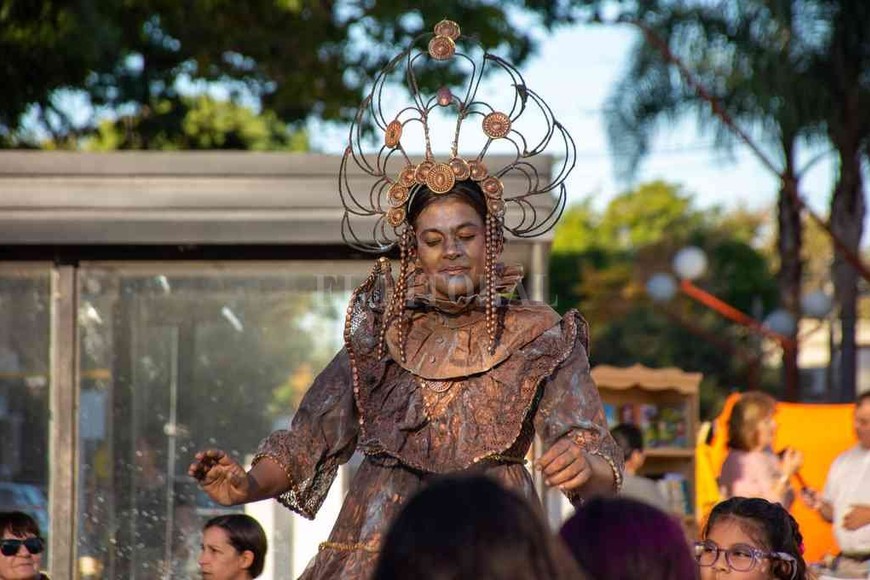 ELLITORAL_456451 | Agustina Peart D.R