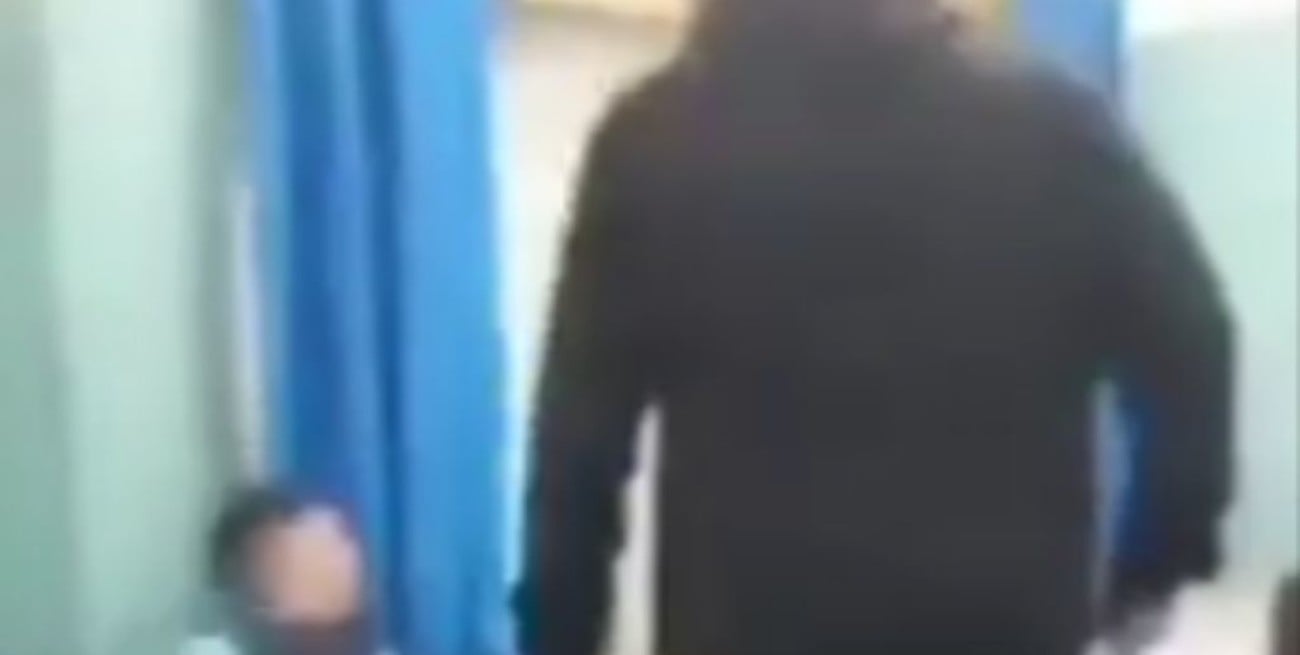Video: sufría bullying en la escuela y reaccionó a los golpes contra su acosador en plena clase