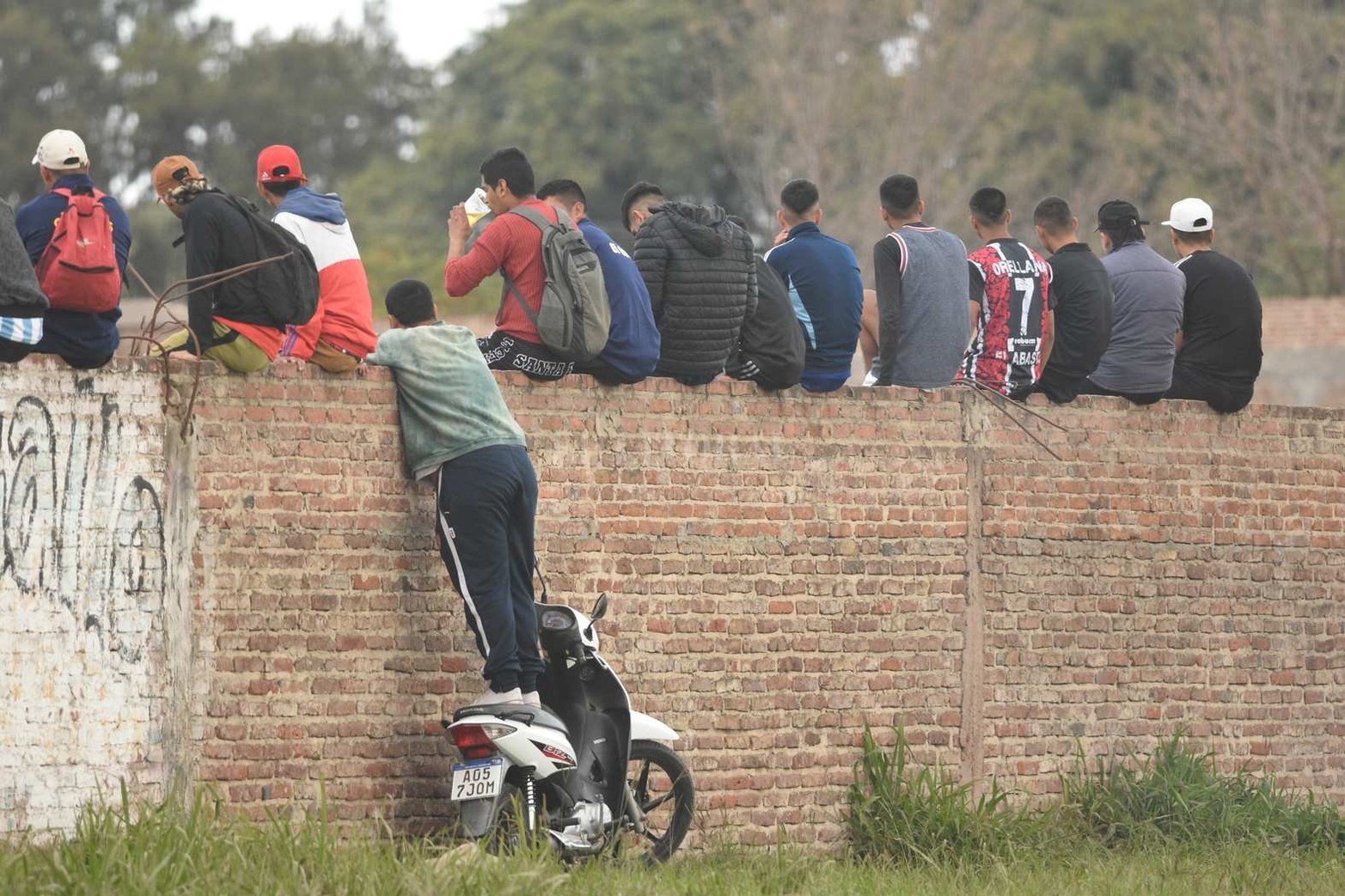 Colón le ganó 2 a 1 a Nuevo Horizonte y sigue puntero del torneo de la Liga Santafesina de Fútbol.