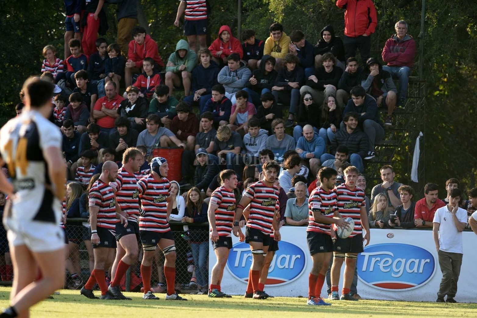 En Sauce Viejo, Santa Fe recibió a Estudiantes de Paraná quien le ganó 22 a 17.