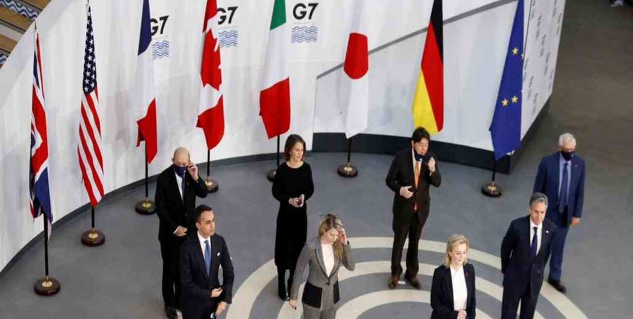 El G7 afirmó que "no reconocerá nunca las fronteras que Rusia intenta cambiar" en Ucrania