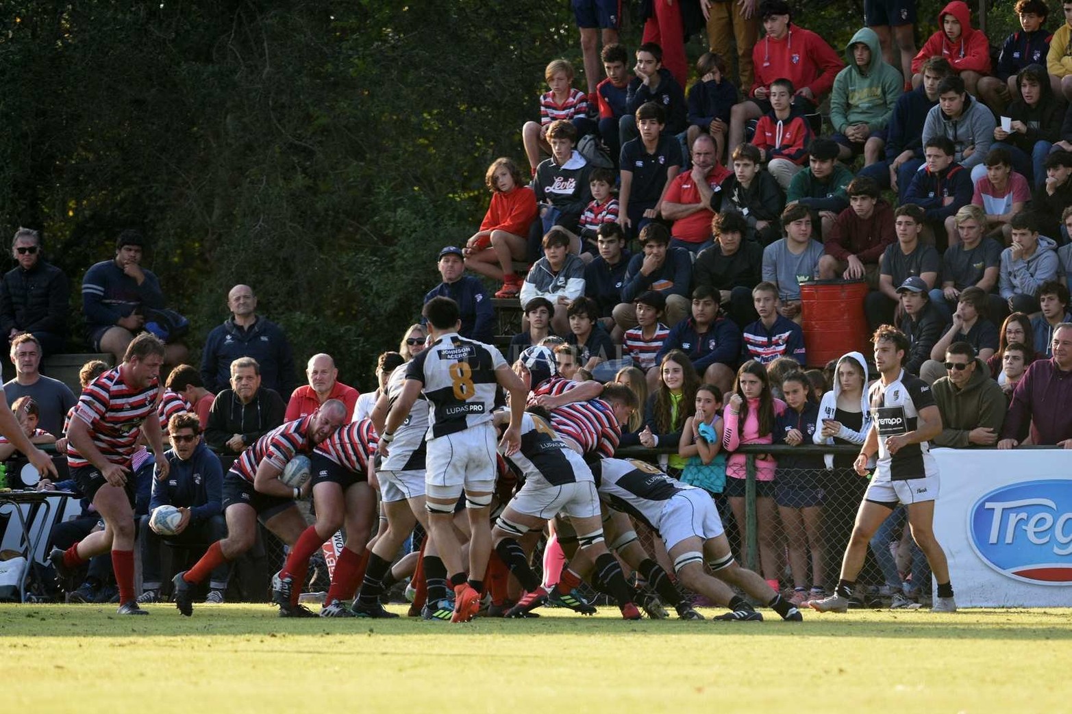 En Sauce Viejo, Santa Fe recibió a Estudiantes de Paraná quien le ganó 22 a 17.