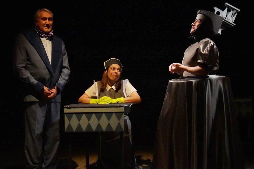 Actúan Marcela Cataldo, Marisa Oroño y Fabián Rodríguez.