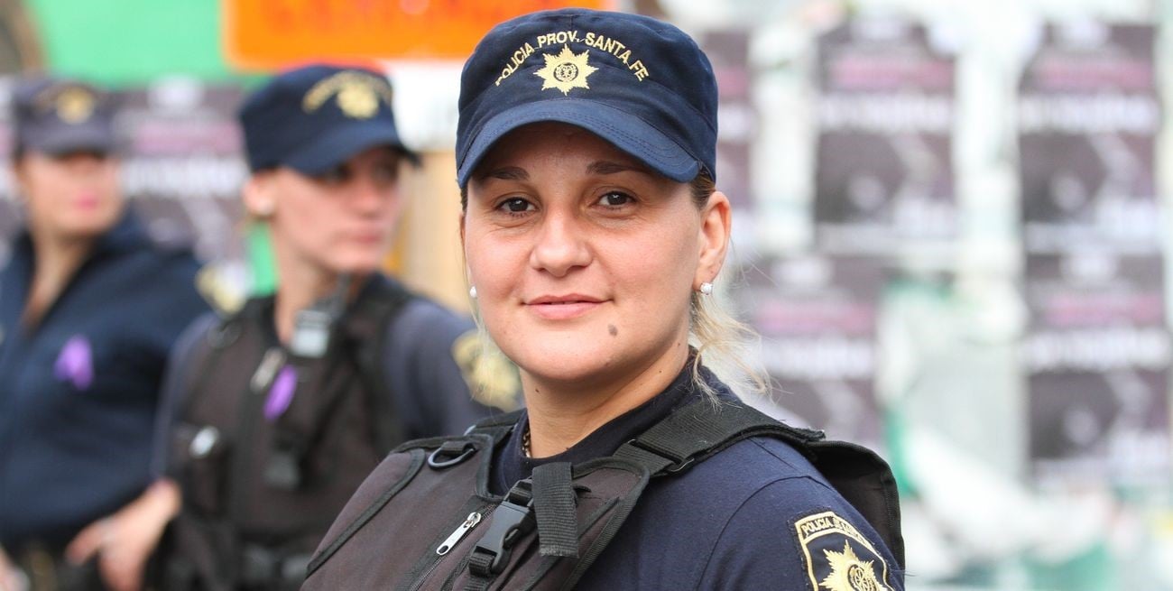 Un tercio de policías de la provincia de Santa Fe son mujeres 