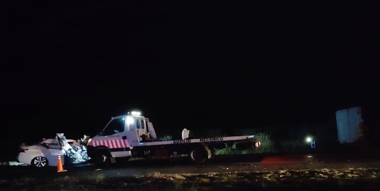 Tres muertos tras un fatal accidente en la autopista Santa Fe - Rosario
