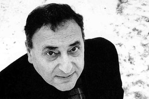 El escritor Juan José Saer, protagonista de uno de los circuitos incluidos en la agenda del fin de semana.