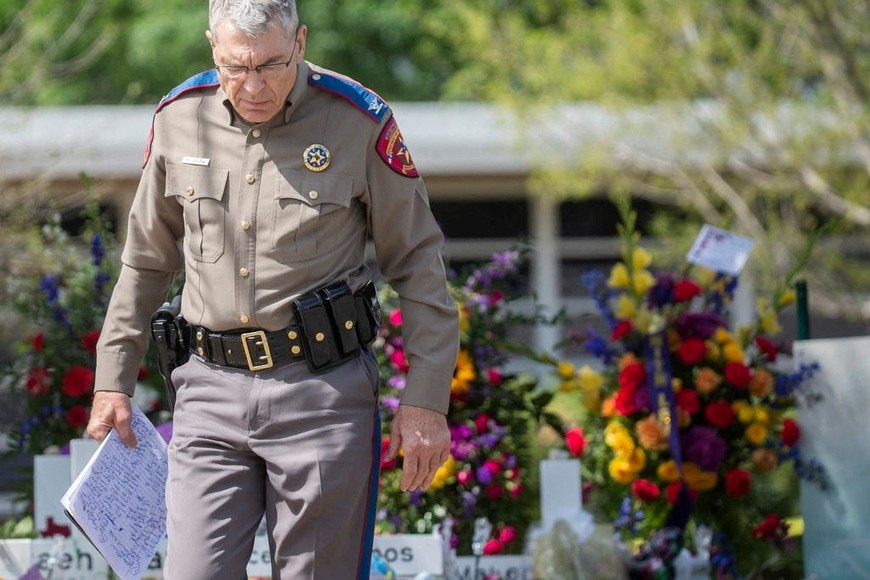 Director of Texas' Department of Public Safety Steven McCraw arrives to lead a news conference in front of Robb Elementary School, where a gunman shot dead 19 students and two adults, in Uvalde, Texas, U.S. May 27, 2022. Omar Ornelas/USA Today Network via REUTERS
NO RESALES. NO ARCHIVES. MANDATORY CREDIT