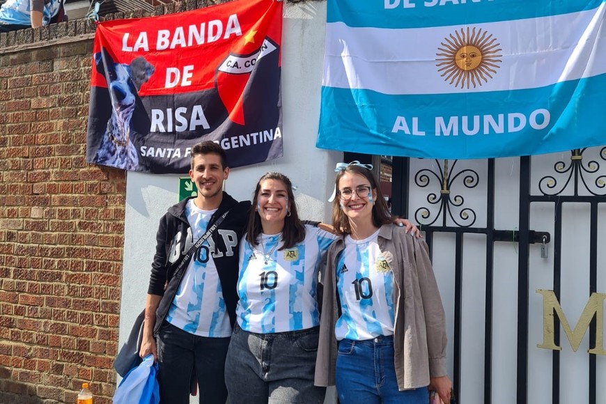 Hinchas santafesinos en Londres