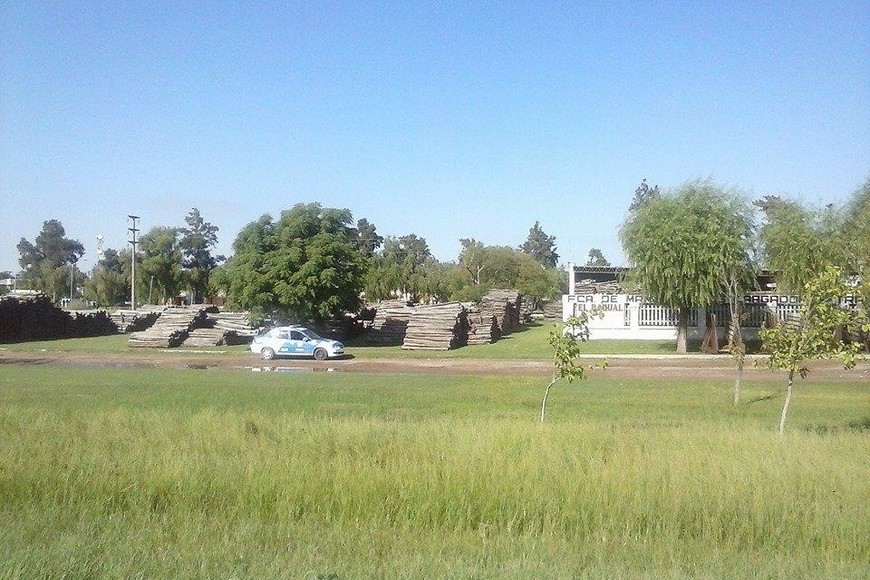 En un corralón de la ciudad Ceres, Dpto. San Cristóbal, se produjo el ataque que terminó con la vida de la joven. Foto: archivo