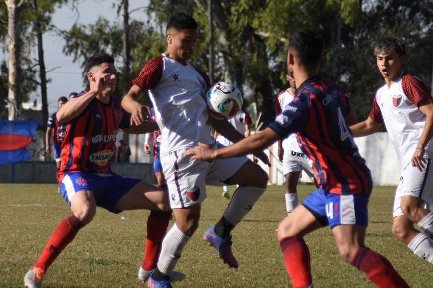 Liga Santafesina: La Perla - Colón