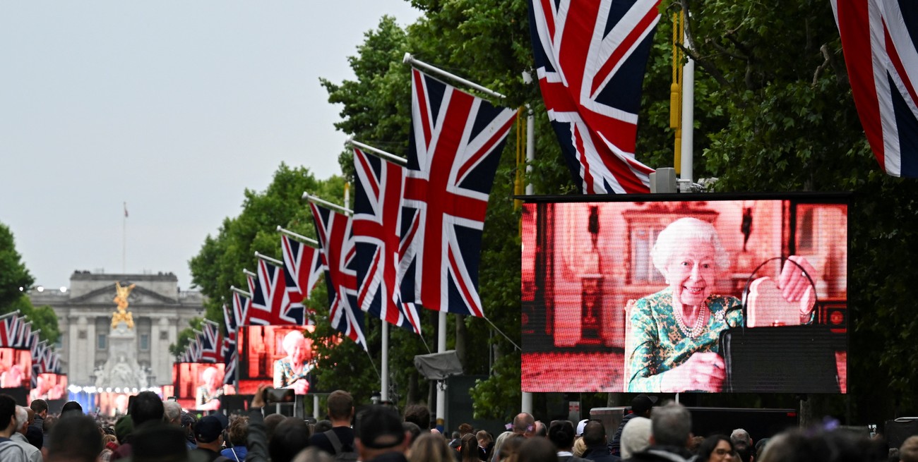 Sorpresa en el Jubileo de Platino: Isabel II y la familia real asistieron al concierto en Buckingham