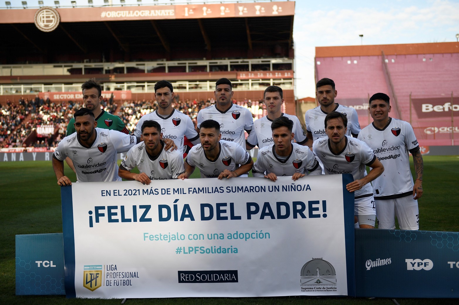 Colón cayó 1 a 0 ante Lanús en Buenos Aires y perdió el invicto en el torneo local. Foto: Ignacio Izaguirre