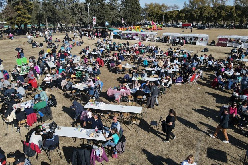 1° Concurso de Asadores a la Estaca en el club Studebaker de Villa Cañás.