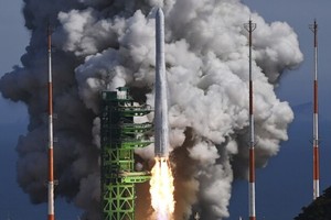 El lanzamiento del cohete Nuri en Goheung, Corea del Sur. Crédito:  AP