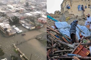 Afganistán: mil muertos por un sismo y 400 por inundaciones