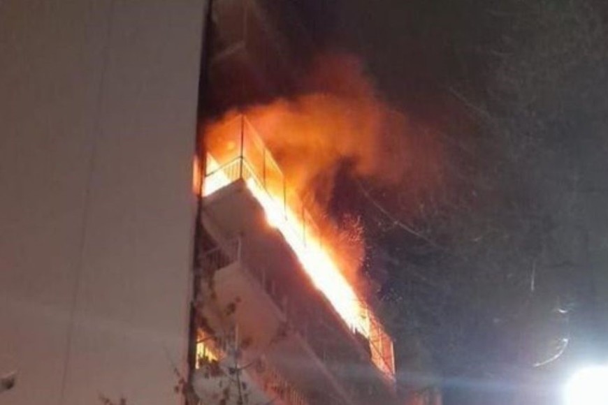 Incendio en Recoleta: murieron tres chicos, una adolescente y una mujer mayor de edad
