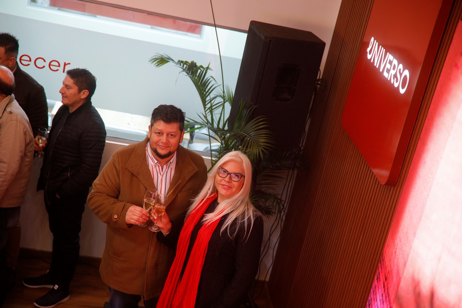 Universo cumplió 30 años