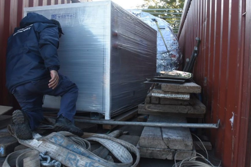 El resonador pesa aproximadamente unas 5,5 toneladas. Crédito: Flavio Raina