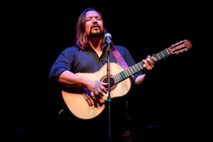 Diego Arolfo, cantautor folclórico nacido en Coronda.