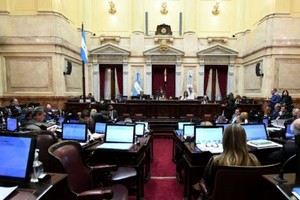 Ampliar la Corte Suprema de Justicia de cinco a 25 miembros