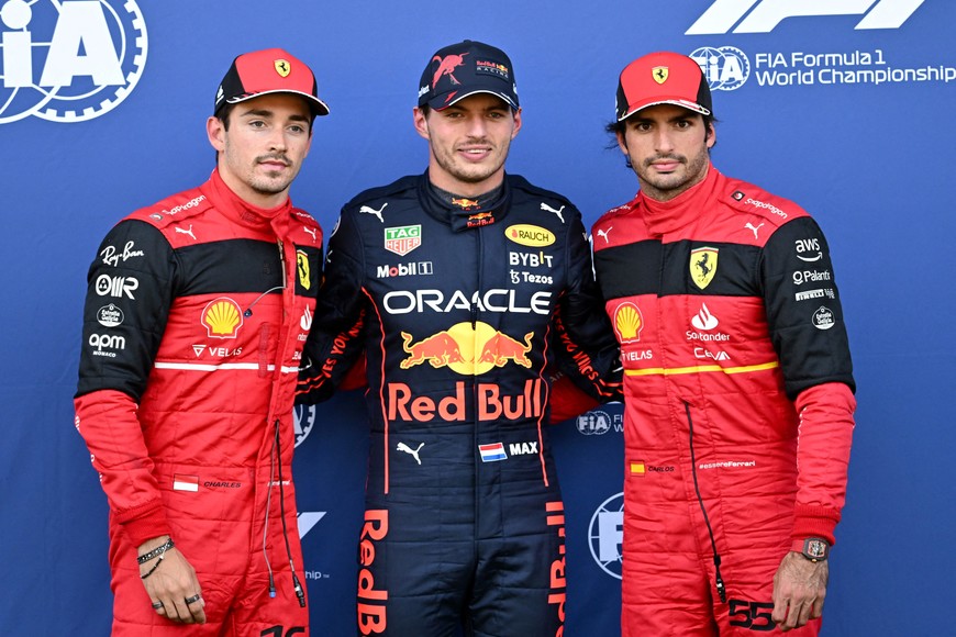 Formula One F1 - Austrian Grand Prix - Red Bull Ring, Spielberg, Austria - July 8, 2022
Red Bull's Max Verstappen celebrates after qualifying on pole for the sprint race as Ferrari's Charles Leclerc celebrates after qualifying second and Carlos Sainz Jr. celebrates after qualifying third Pool via REUTERS/Christian Bruna