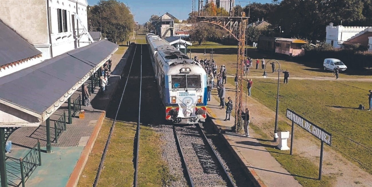El tren Rosario - Cañada de Gómez se pondrá en marcha oficialmente el 25 de julio 