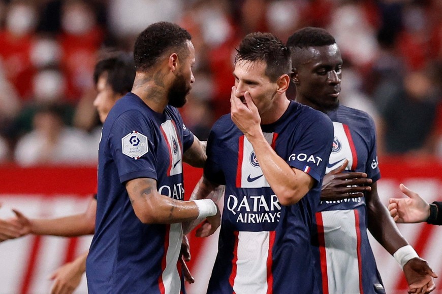 Soccer Football - Pre Season Friendly - Urawa Red Diamonds v Paris Saint-Germain - Saitama Stadium, Saitama, Japan - July 23, 2022
Paris St Germain's Neymar and Lionel Messi celebrate after the match REUTERS/Issei Kato