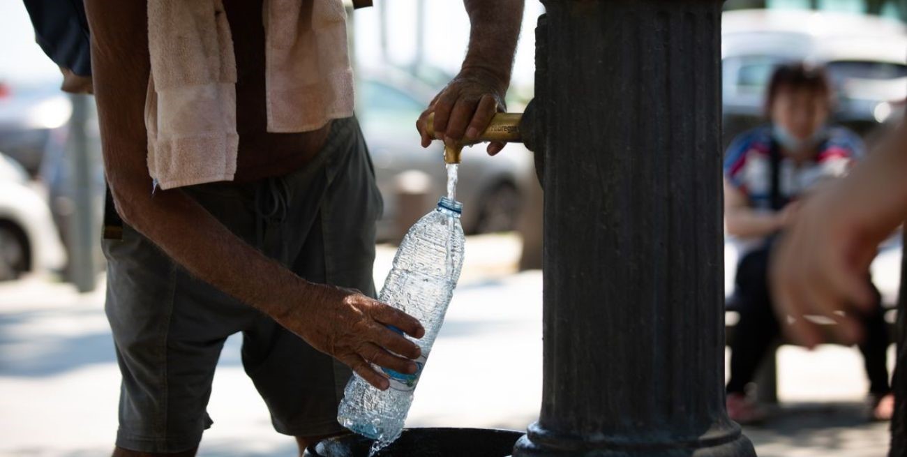 Francia impuso restricciones de consumo de agua debido a la sequía
