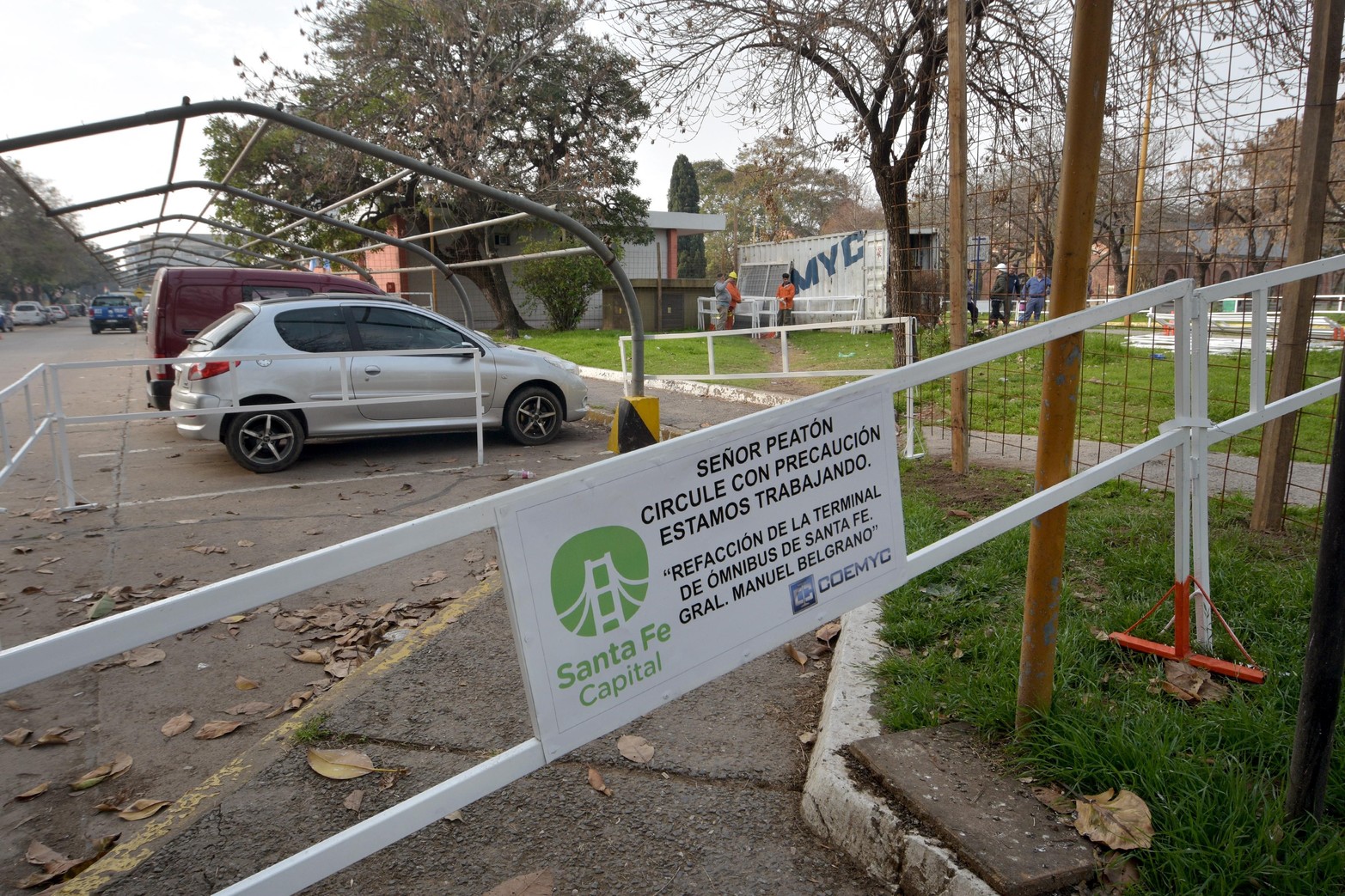 El proyecto elaborado por el municipio contempla la puesta en valor del propio edificio, manteniendo su fisonomía original pero operando sobre los cerramientos y los espacios interiores. 