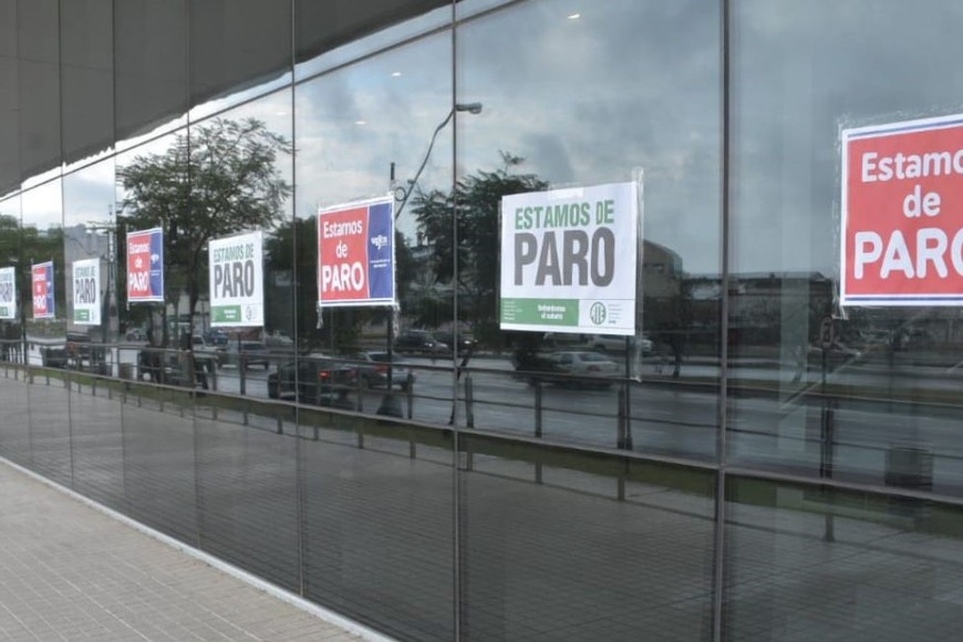 Sin actividad en la administración pública. A los reclamos de docentes, médicos y empleados públicos se sumó en las últimas horas la posición de la conducción local de la CGT.