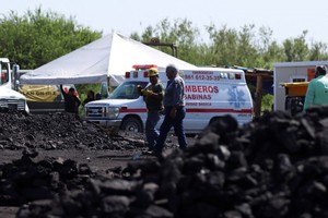 El derrumbe provocó la inundación de tres pozos de la mina