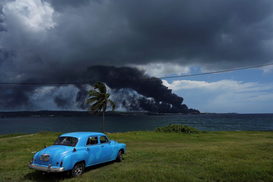Impactante panorama el que deja el incendio. Crédito: Alexandre Meneghini / Reuters