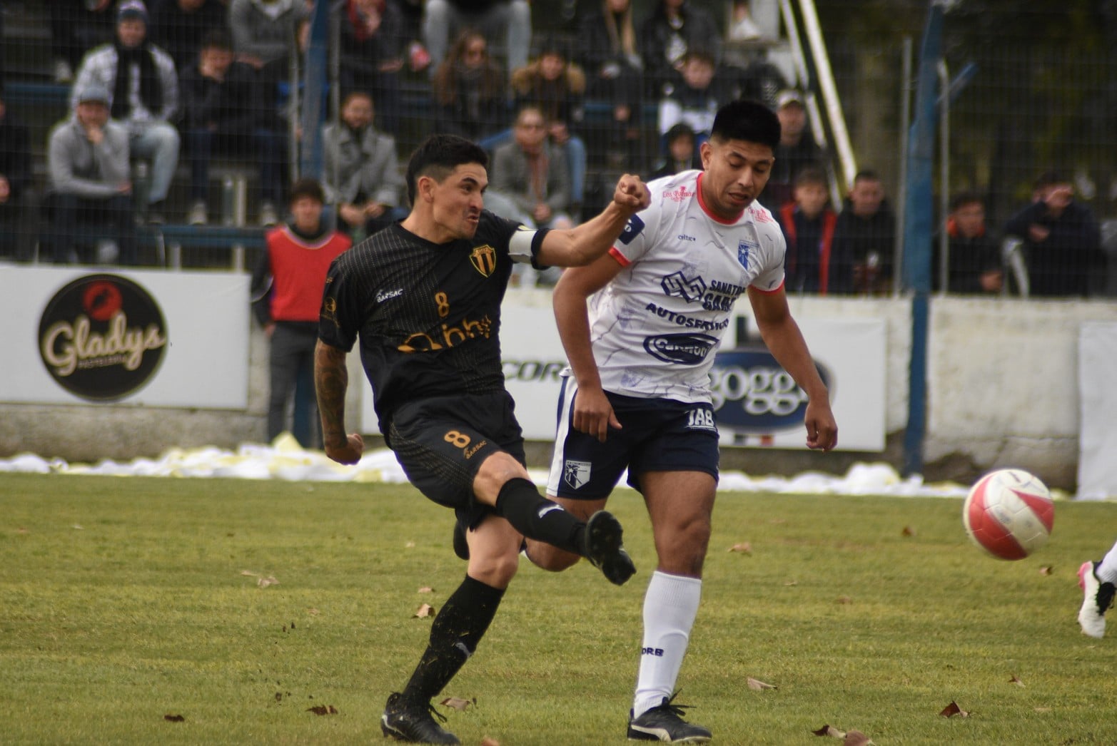 Copa Santa Fe: La Salle - Libertad de Sunchales - Foto Luis Cetraro