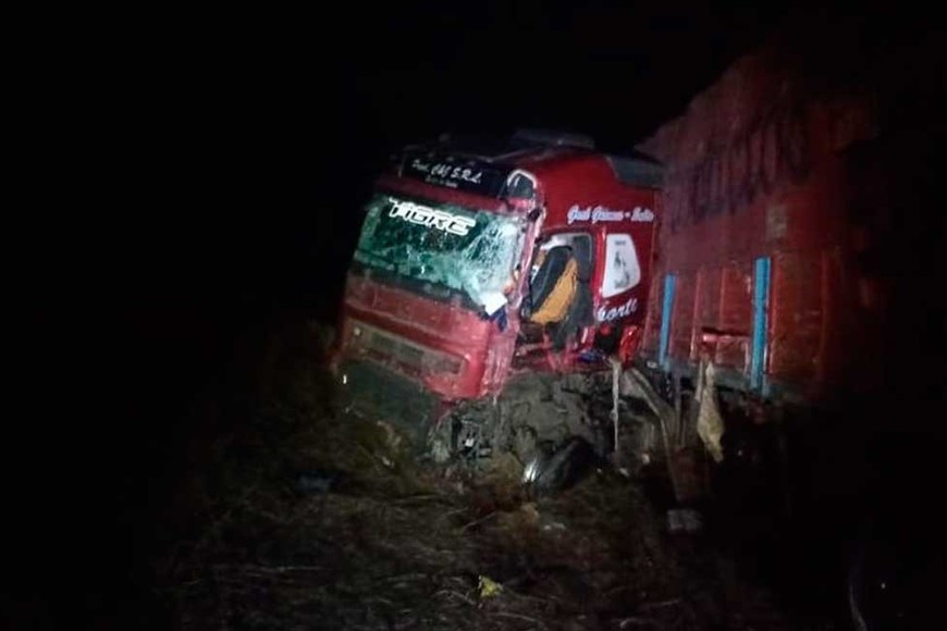 El choque se produjo pasada la medianoche.