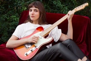 “En este álbum hablo mucho del amor, de todo tipo, no solo el de pareja, y junto con el amor existe también el desamor”, explicó la cantautora. Foto: Gentileza Elisa Portela