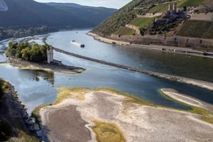 El nivel del Rin se muestra  inusualmente bajo para esta época del año.